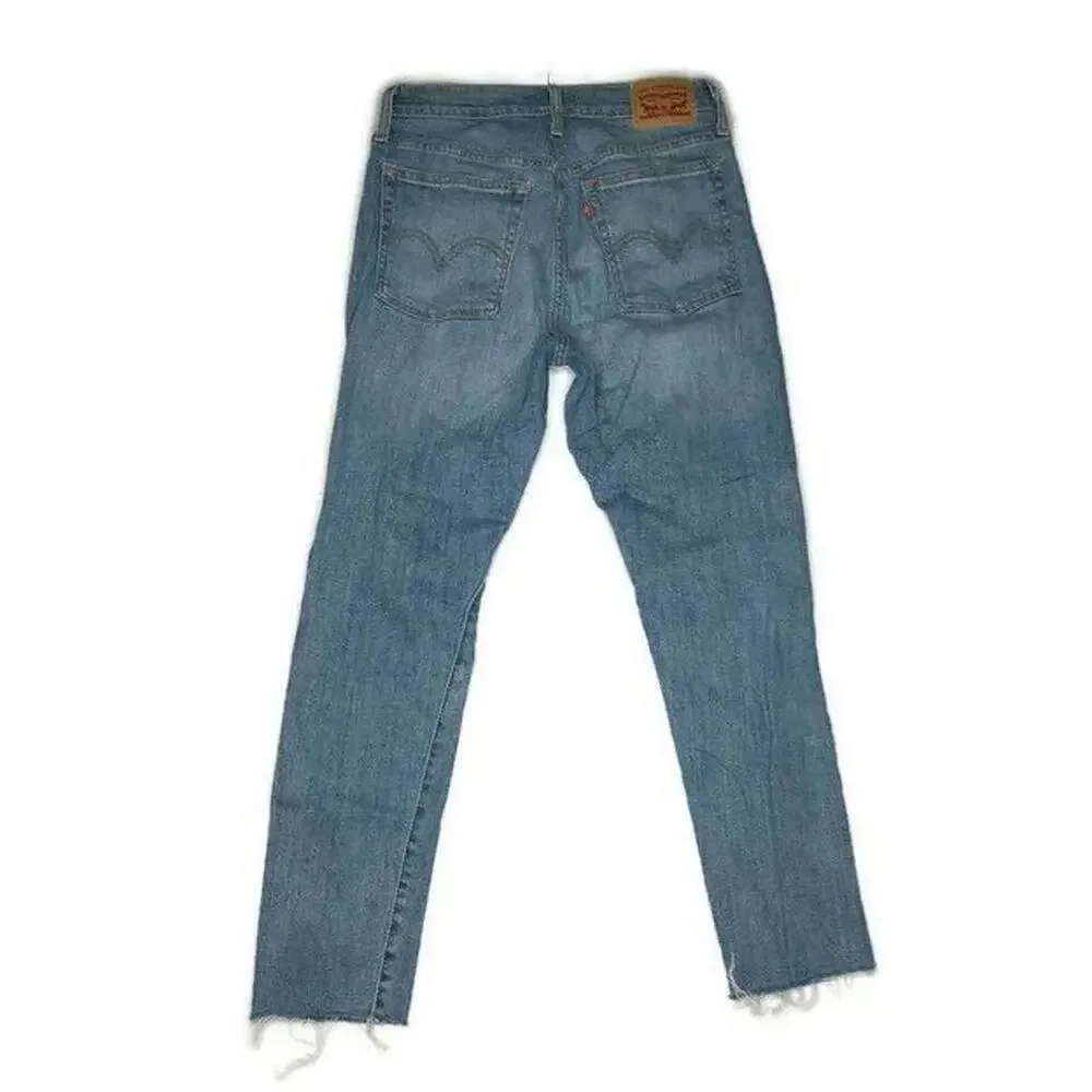 Levi's Womens Wedgie Skinny Jeans High Rise Light Wash Distressed Raw Hem Sz 29 - Picture 3 of 9